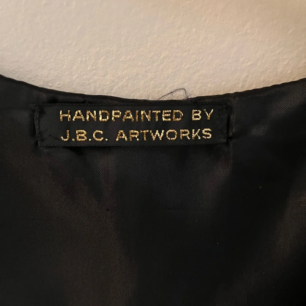 Vest - Picture 2 of 3